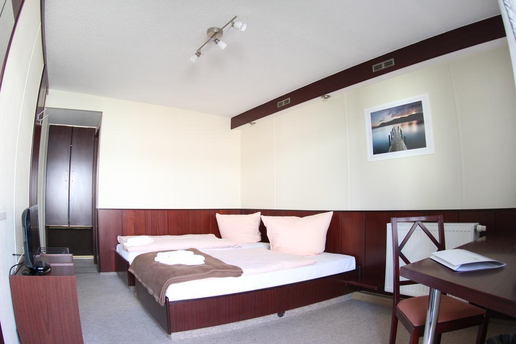 Hotel Dresden Domizil Chambre photo